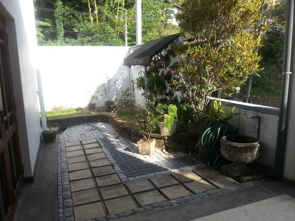 קנדי Aaranya Residence מראה חיצוני תמונה