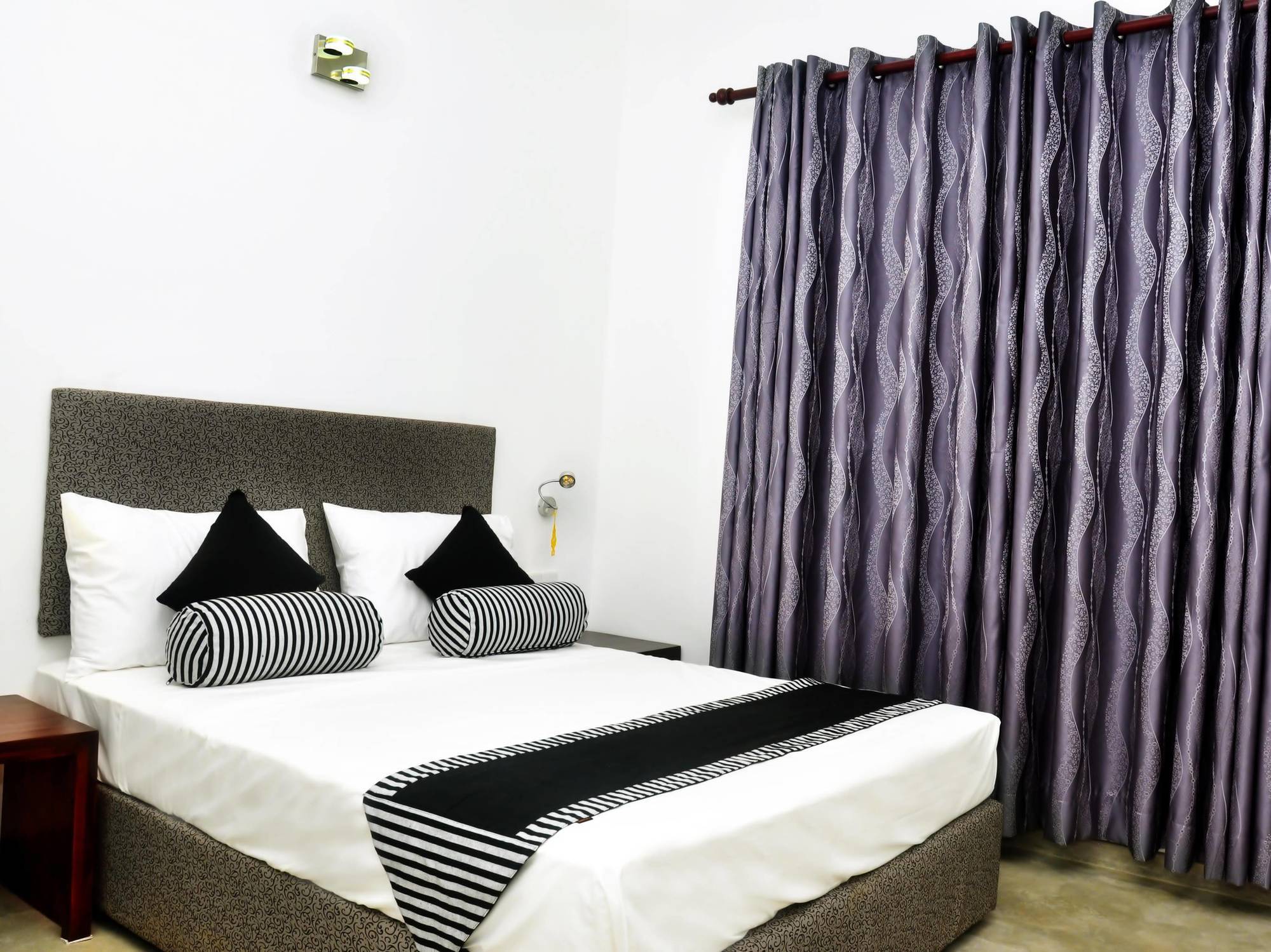 קנדי Aaranya Residence מראה חיצוני תמונה