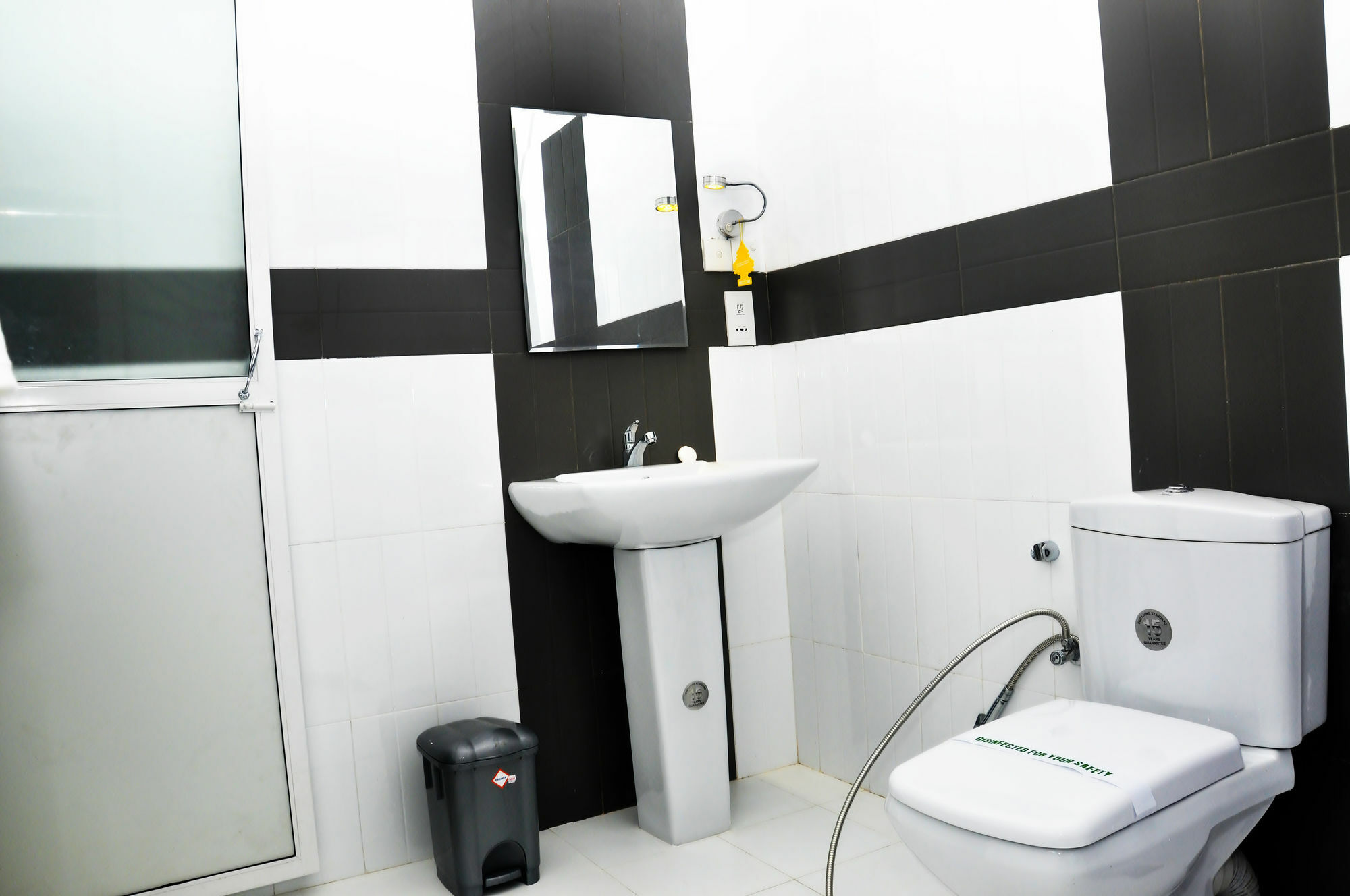 קנדי Aaranya Residence מראה חיצוני תמונה